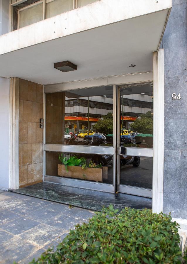 Διαμέρισμα Στο Κέντρο Δίπλα Στα Νοσοκομεία Και Τα Αξιοθέατα Lejlighed Athen Eksteriør billede